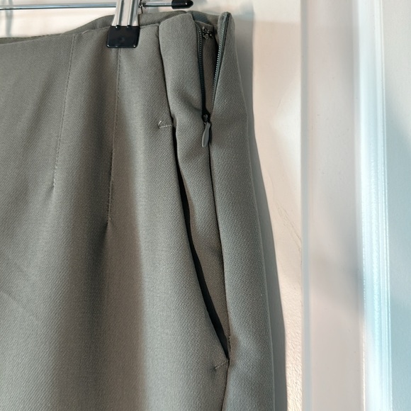 Dynamite dress pants (NEVER WORN) - Picture 3 of 5